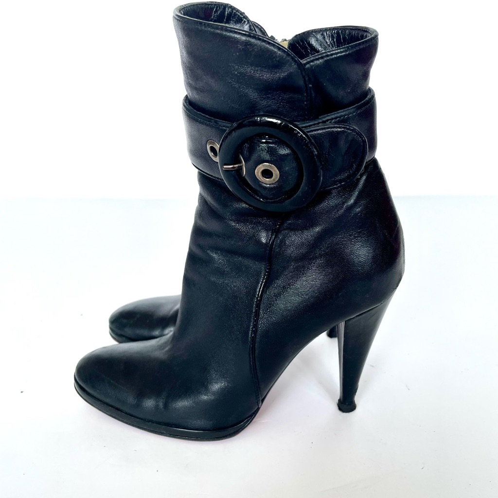 Loriblu Black Ankle Bootie